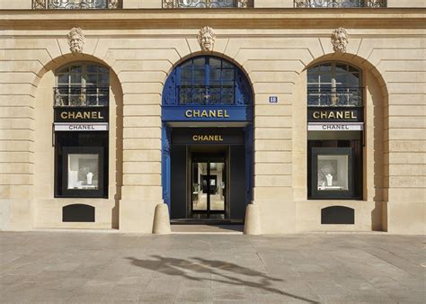 where is the best place to buy chanel in paris|original chanel store in paris.